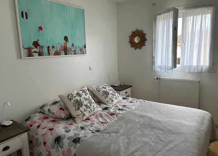 Апартаменти Appartement Charmant Arcachon